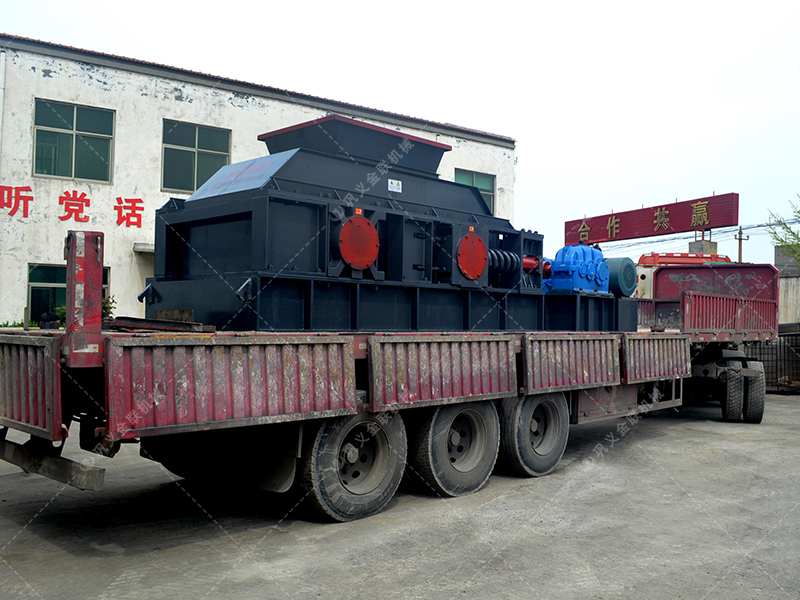 對輥破碎機(jī)在制砂工作中有哪些優(yōu)勢? 對輥破碎機(jī)在制砂工作中有哪些優(yōu)勢?